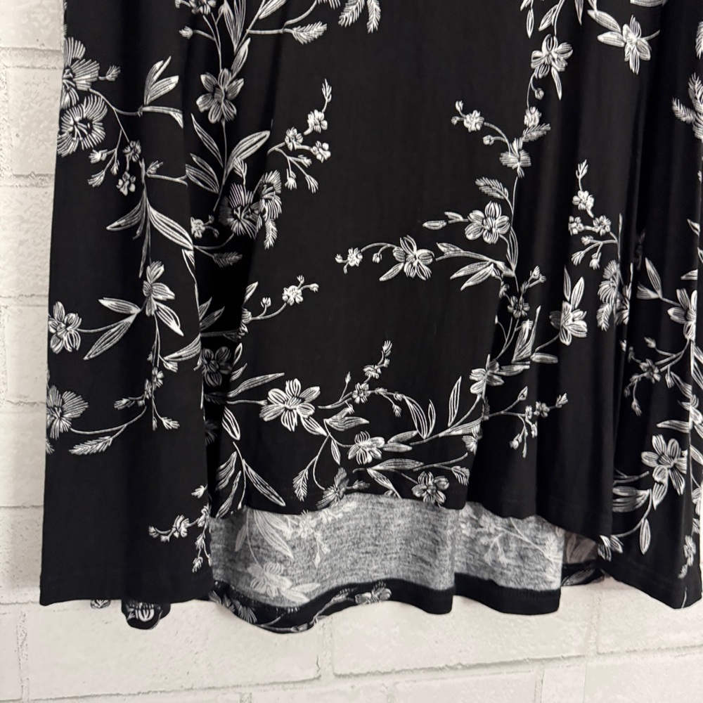 POPYOUNG Women’s Floral Black Sleeveless Top - Picture 4 of 8
